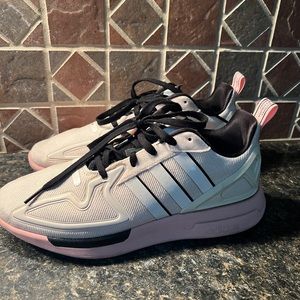 Adidas Sneakers sz 9